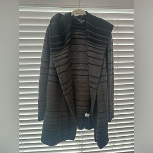 Vince open hooded sweater